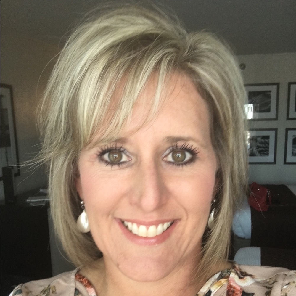 Meet your Posher, Jenn